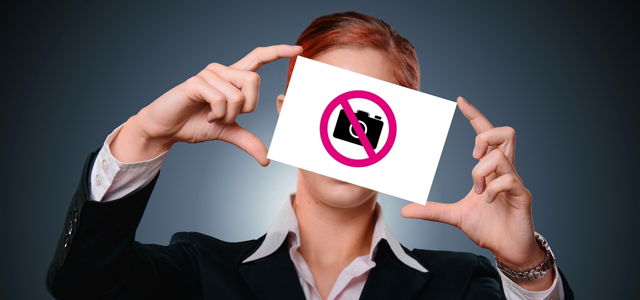 Taking photos, people photography, woman — Choosing the Bail Bondsman: Key Tips for Fast and Reliable Service