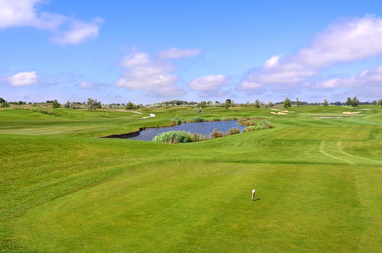 Golf, golf course, nature — Say Goodbye to Unnecessary Steps with a Direct Slots Website