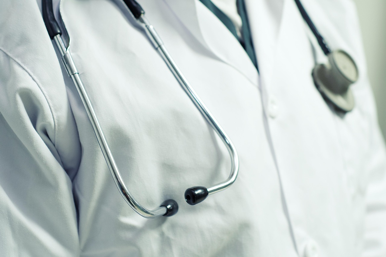 Stethoscope, doctor, nurse — The Role of Robotics in Oral Surgery: Insights from Dr. John Won